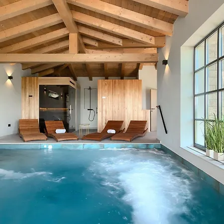 Carinzia Πόρετς